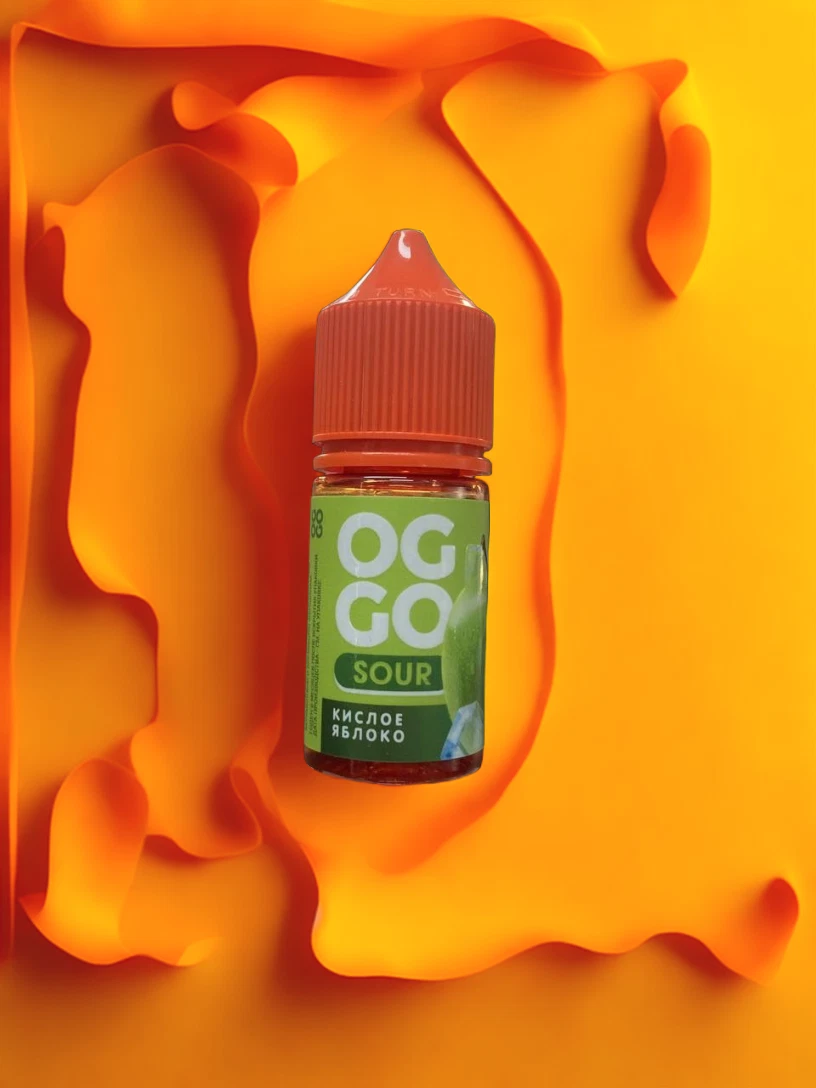 Oggo Sour Strong Кислое Яблоко 30 мл